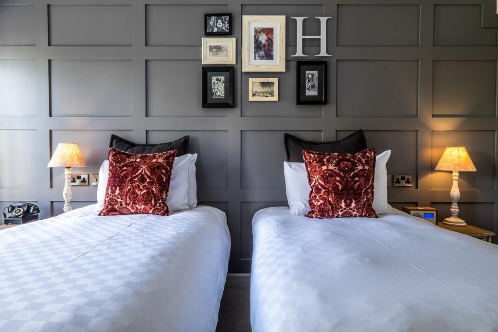 The Alexander Pope Hotel