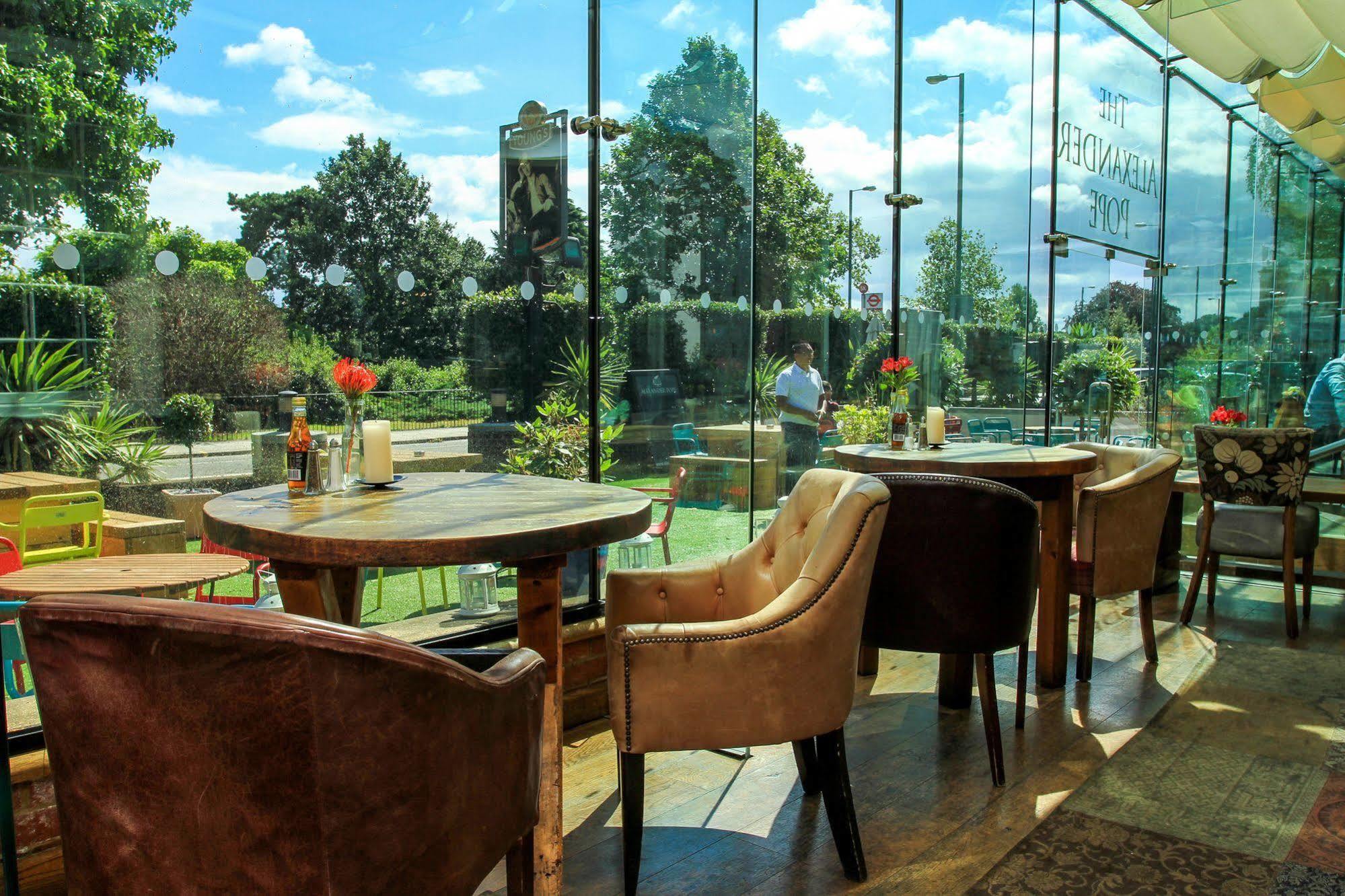 The Alexander Pope Hotel Twickenham