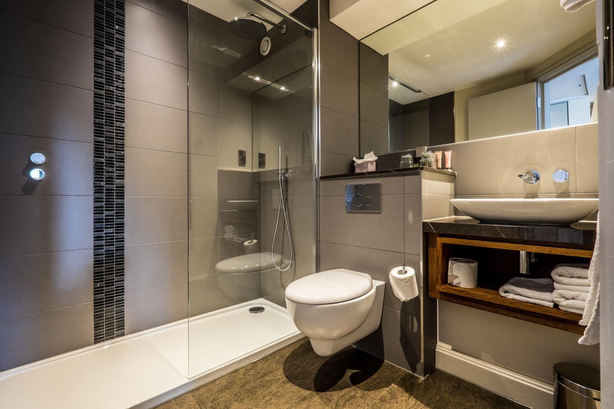 The Alexander Pope 3*